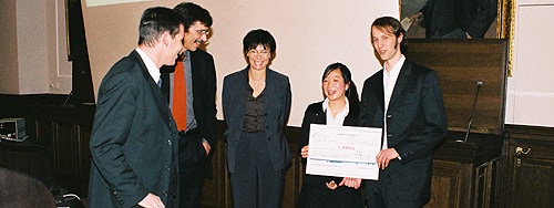 Bezirksamtsleiter (Bezirk Mitte) Markus Schreiber, Oberbaudirektor Prof. Walter, Dipl. Ing. Rothmann (Trägerverbund), 1. Preis: Kim Kyung-Ae und Max Nalleweg